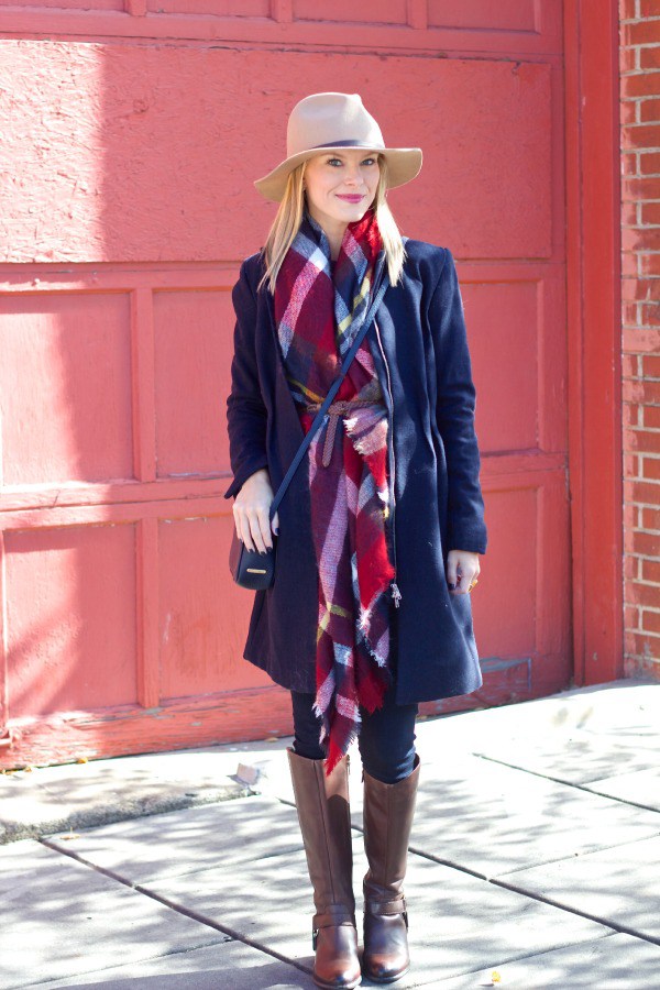 Belted Blanket Scarf Idea How to Tie a Scarf to Jazz Up Your Hair, Neckline, Waist & Bag Handles