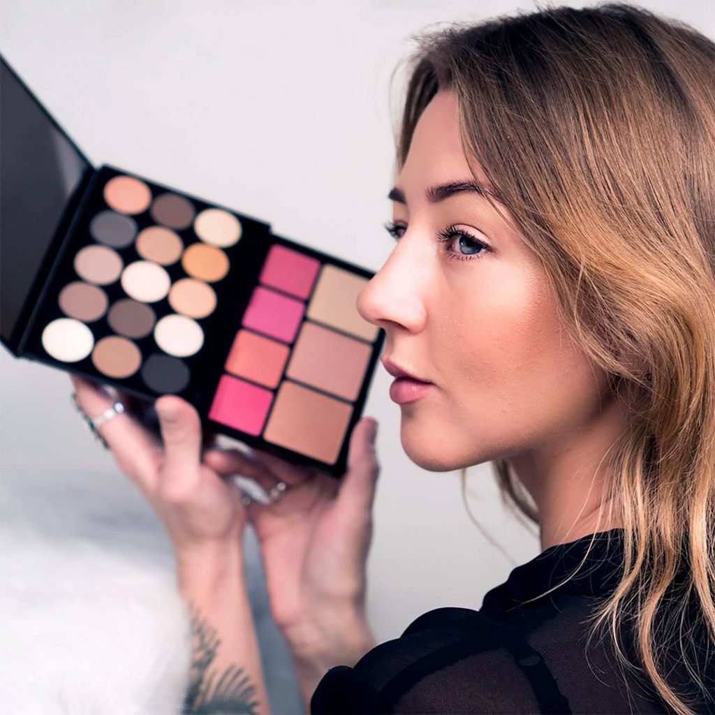 How To: Take Your Daytime Makeup Routine To A Glam Evening Look