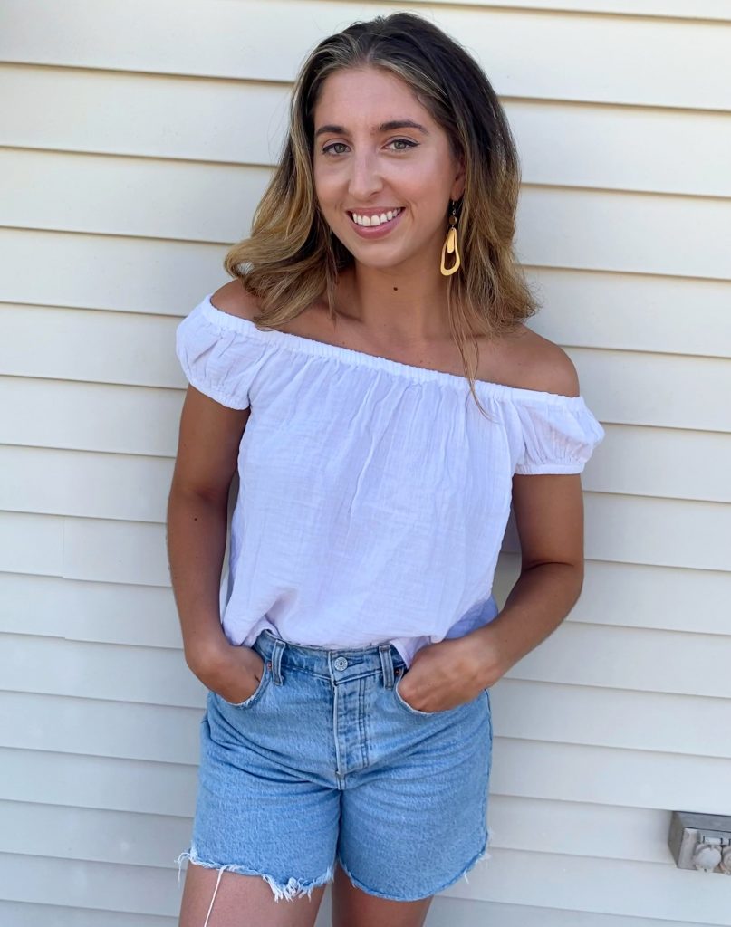 This $21 Old Navy Blouse Is My New Fave Summertime Essential