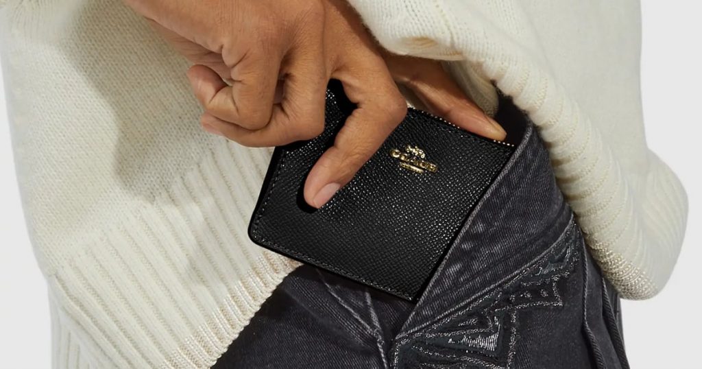 10 Card Holders That Are Stylish, Minimal, and Functional