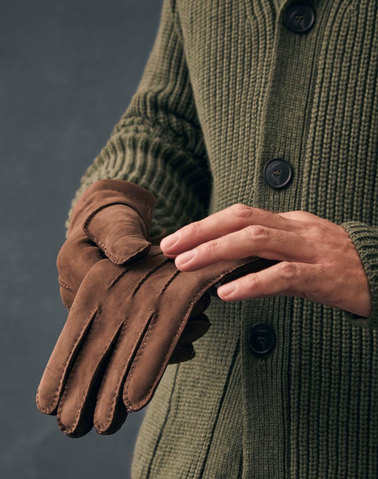 10 Of The Best Leather Gloves To Upgrade Your Winter Wares (2022 Edition) | FashionBeans