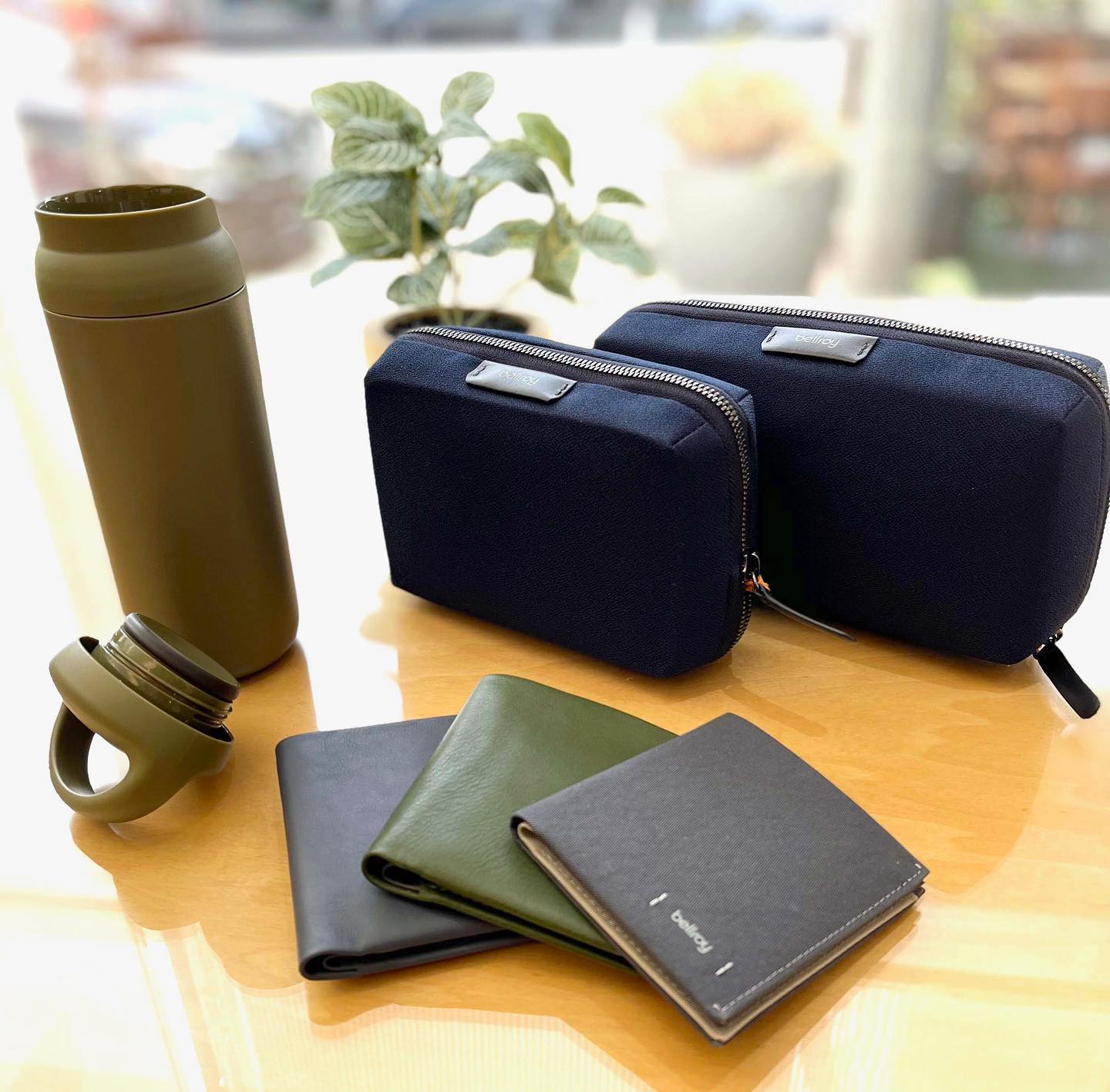 Tumbler, pouches and minimal wallets