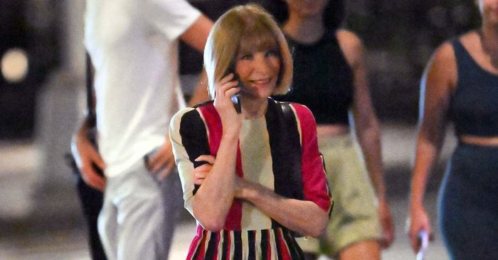 Anna Wintour’s $53 Flat Shoes Just Proved This Trend Never Went Out of Style