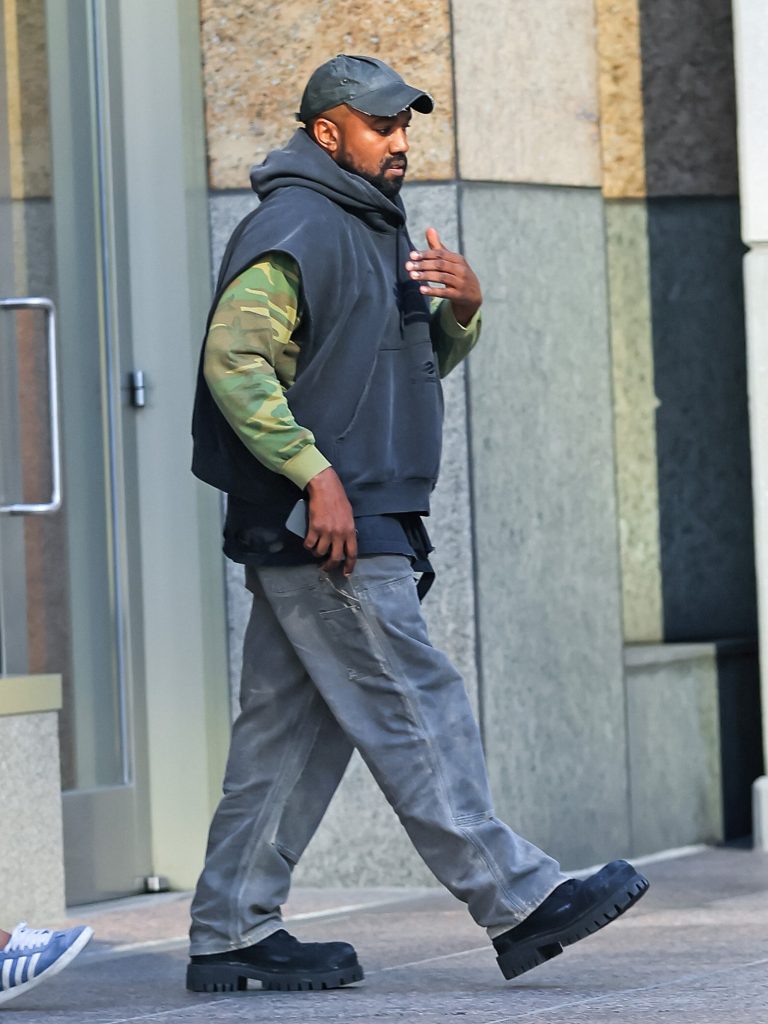 Is This Ye’s New Uniform?