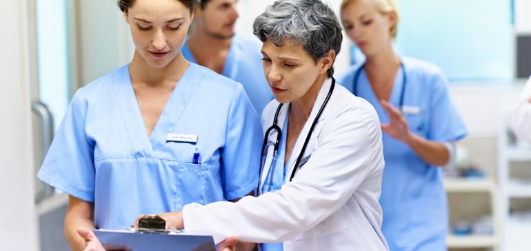 Physician resident salaries stagnate through pandemic