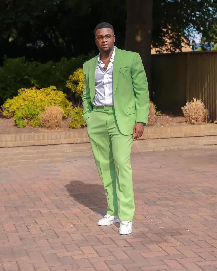 Style Inspo: How To Rock Green Outfits