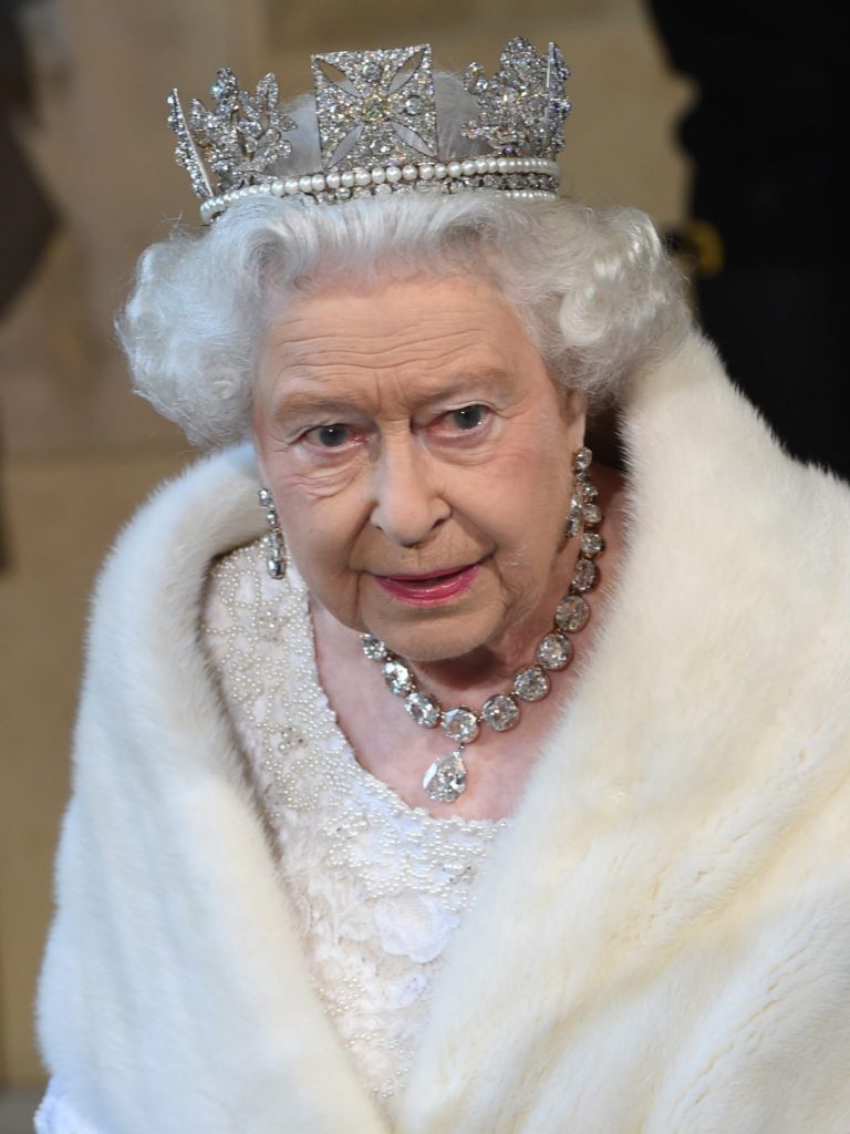 Queen Elizabeth II Dies at Age 96, Buckingham Palace Announces