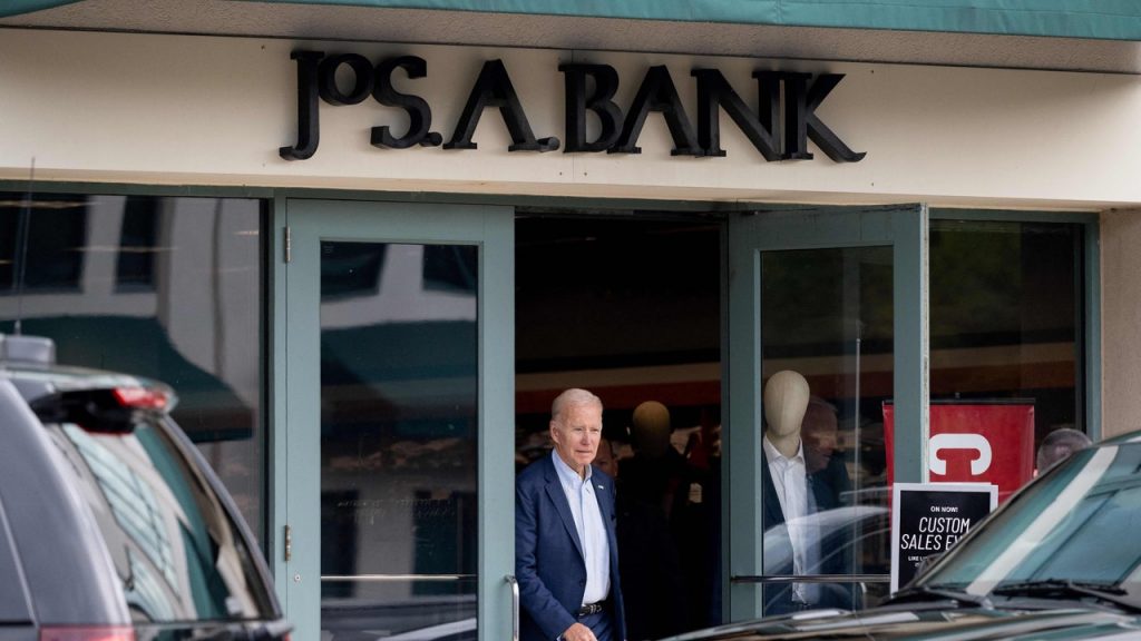 Adventures in Presidential Shopping: Joseph R. Biden Hit Jos. A. Bank This Weekend