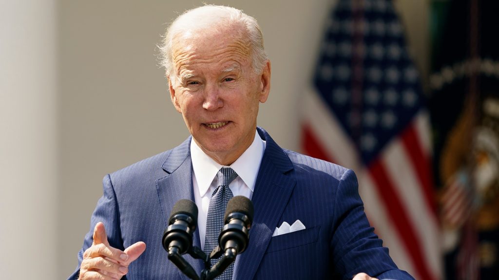 Biden to sign order to explore ways to lower prescription drug costs