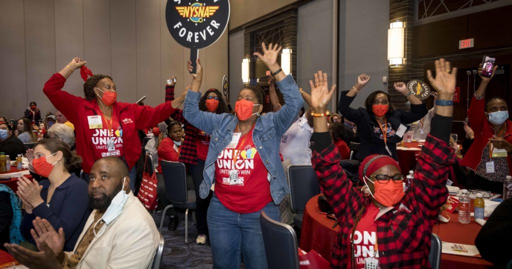 Vote clears path for NYSNA to join National Nurses United